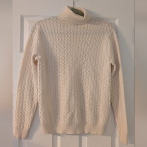Kirkland Signature White Knit Cashmere Sweater